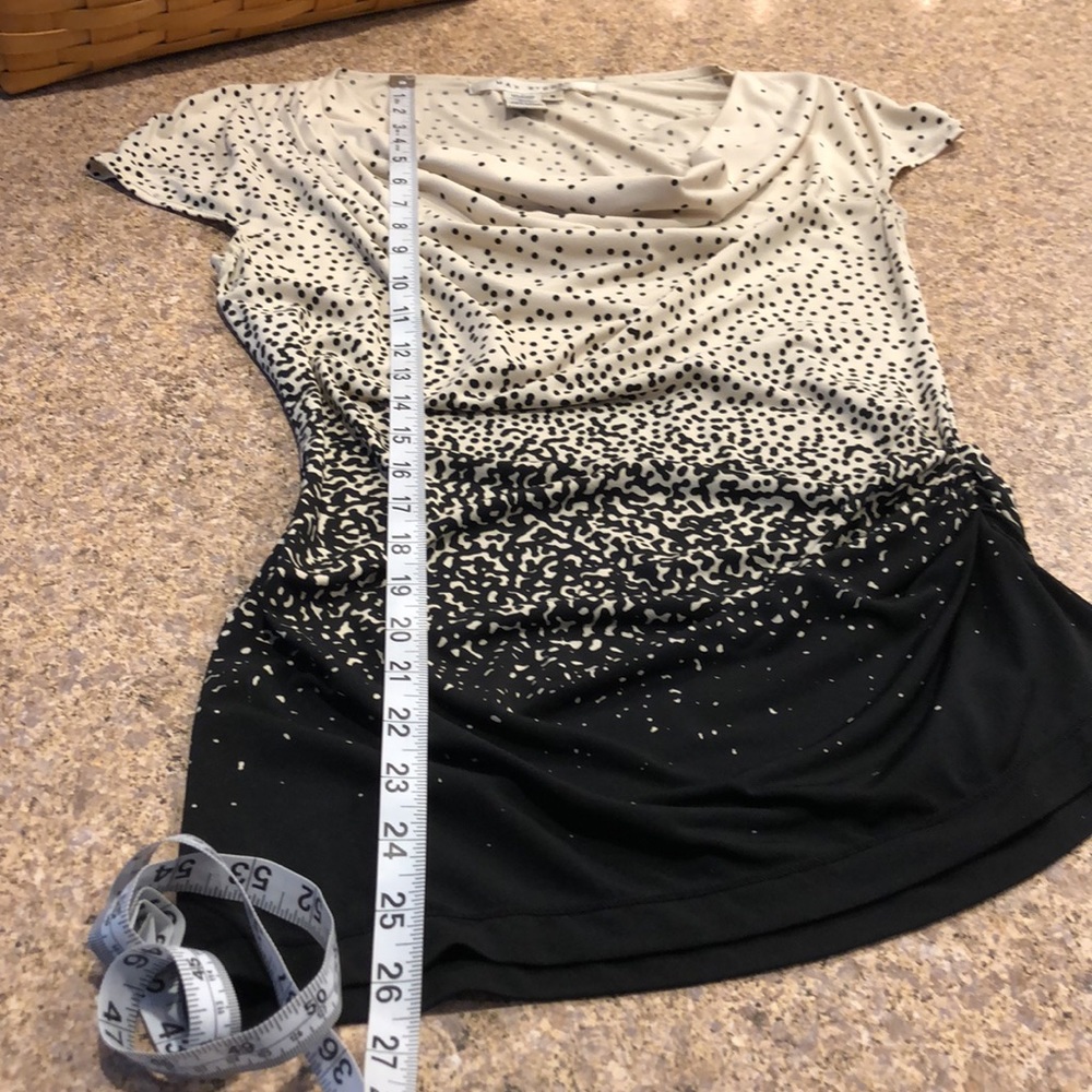 Max Studio Small Stretchy Black and Cream Blouse - Picture 11 of 17